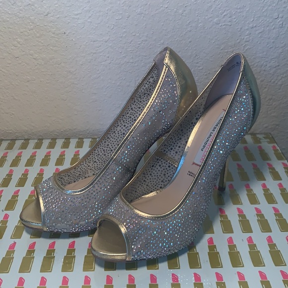 Kristen Cavallari CL PeepToe High Heels size 8.5 - Picture 2 of 4